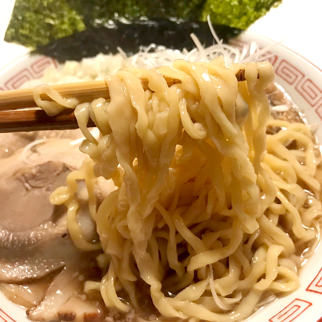 燕三条背脂煮干しラーメン(麺3玉入)